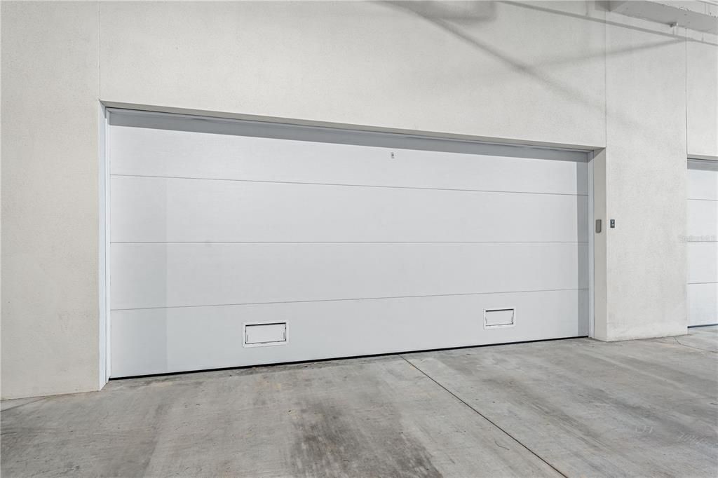 For Sale: $5,790,000 (4 beds, 4 baths, 3460 Square Feet)