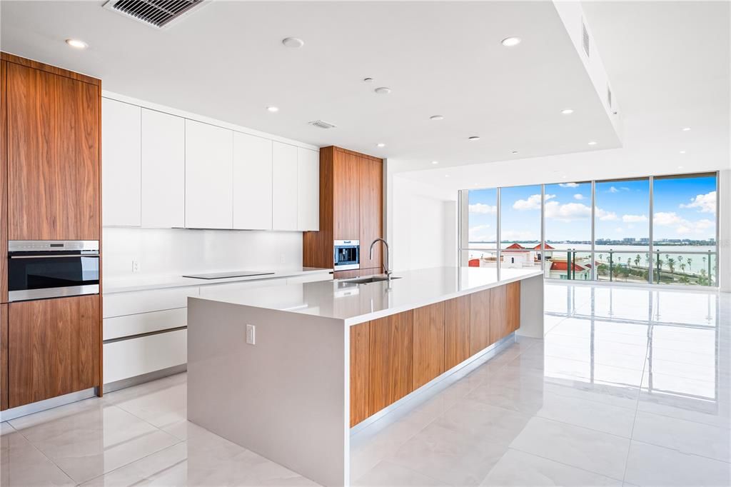 For Sale: $5,790,000 (4 beds, 4 baths, 3460 Square Feet)