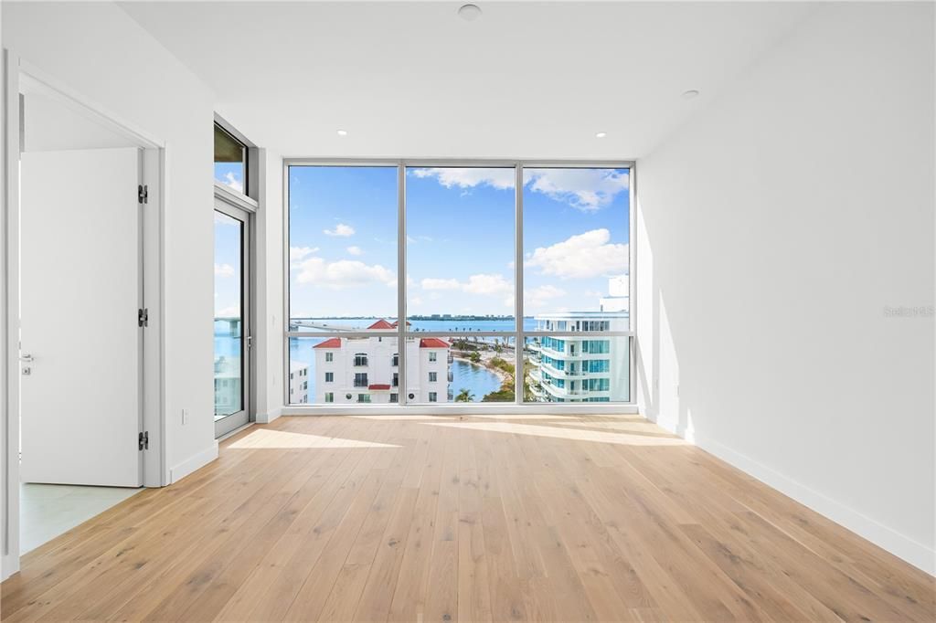 For Sale: $5,790,000 (4 beds, 4 baths, 3460 Square Feet)