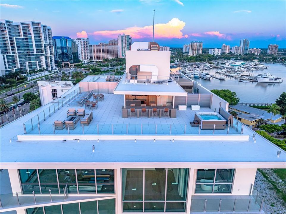 For Sale: $5,790,000 (4 beds, 4 baths, 3460 Square Feet)