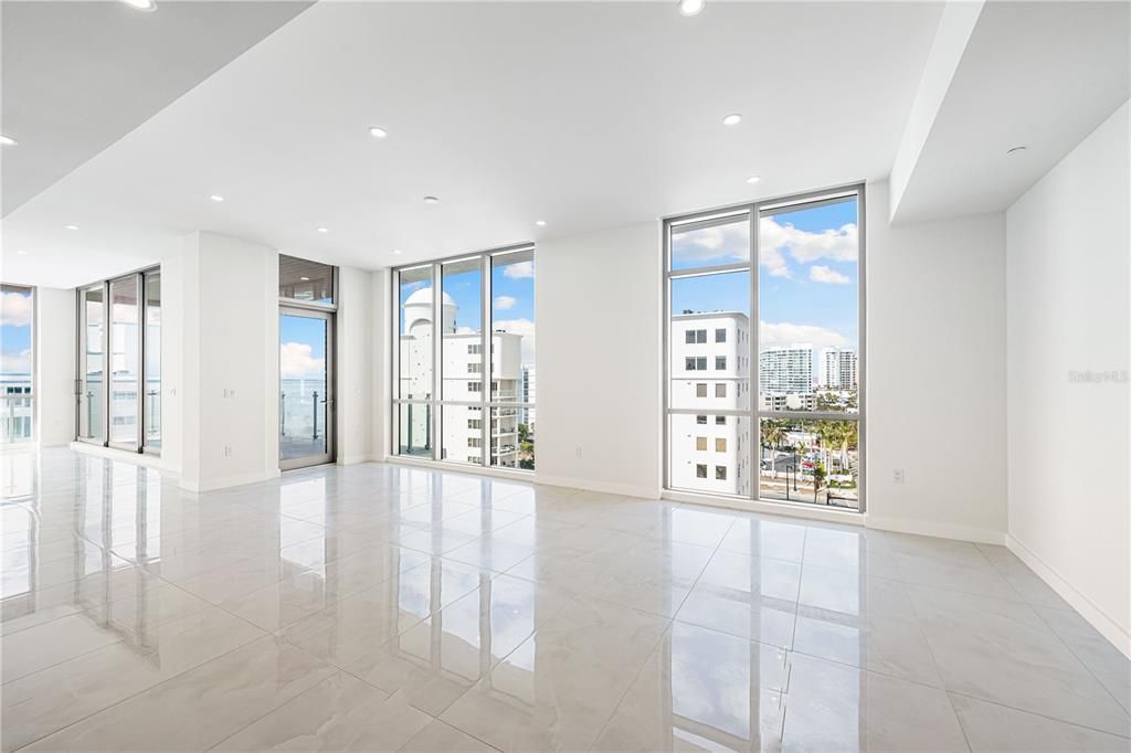 For Sale: $5,790,000 (4 beds, 4 baths, 3460 Square Feet)