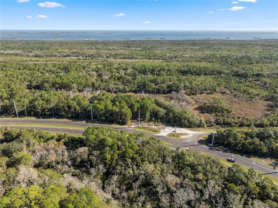 Activo con contrato: $297,000 (9.39 acres)