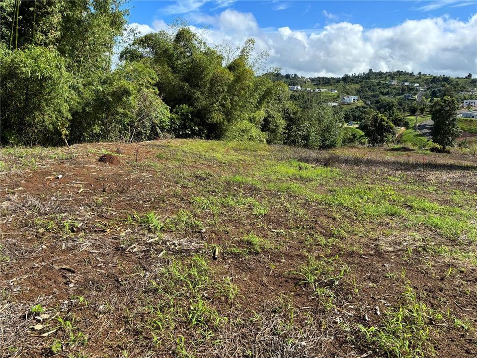 Vendido Recientemente: $165,000 (2.40 acres)