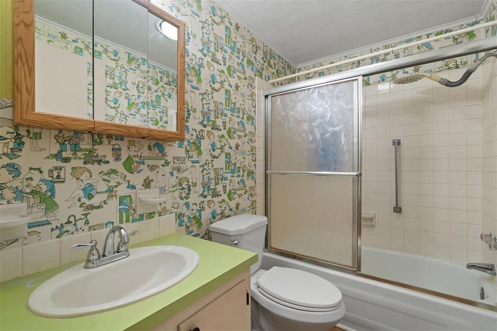 Под контрактом: $144,900 (2 спален, 2 ванн, 1464 Квадратных фут)