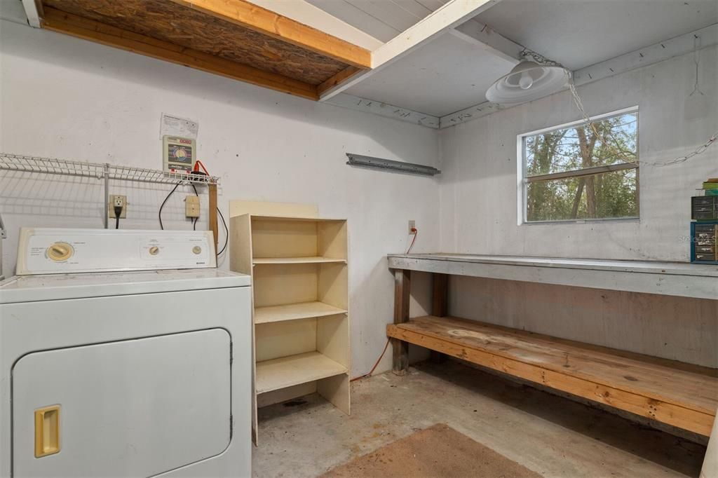 Под контрактом: $144,900 (2 спален, 2 ванн, 1464 Квадратных фут)