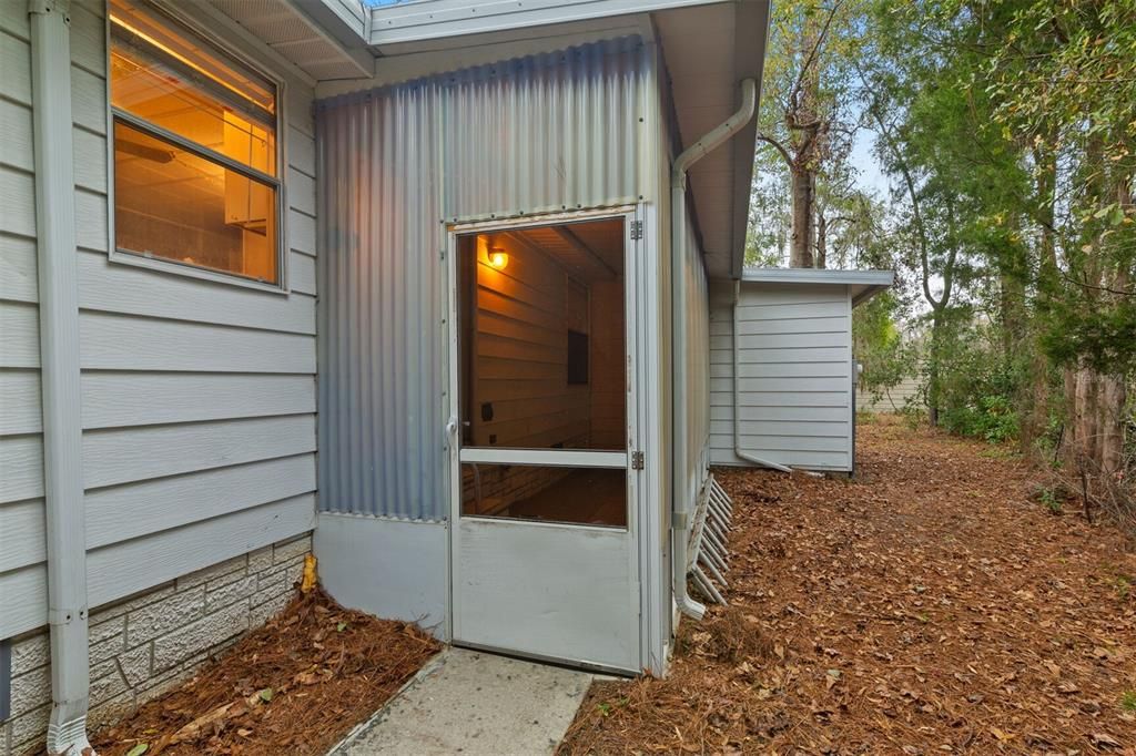 Под контрактом: $144,900 (2 спален, 2 ванн, 1464 Квадратных фут)