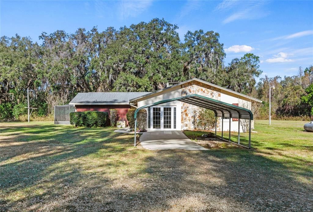 Vendido Recientemente: $450,000 (3 camas, 2 baños, 1756 Pies cuadrados)