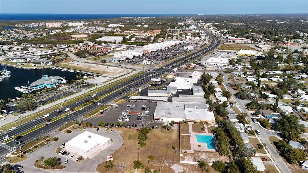 待售: $5,300,000 (0 贝兹, 0 浴室, 31684 平方英尺)