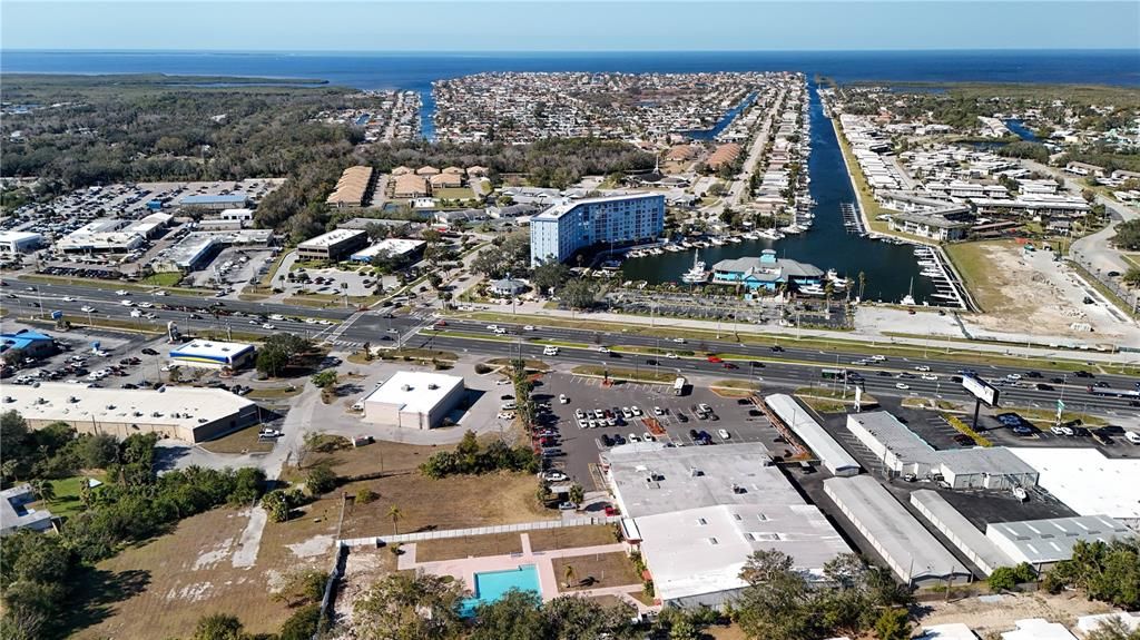 待售: $5,300,000 (0 贝兹, 0 浴室, 31684 平方英尺)