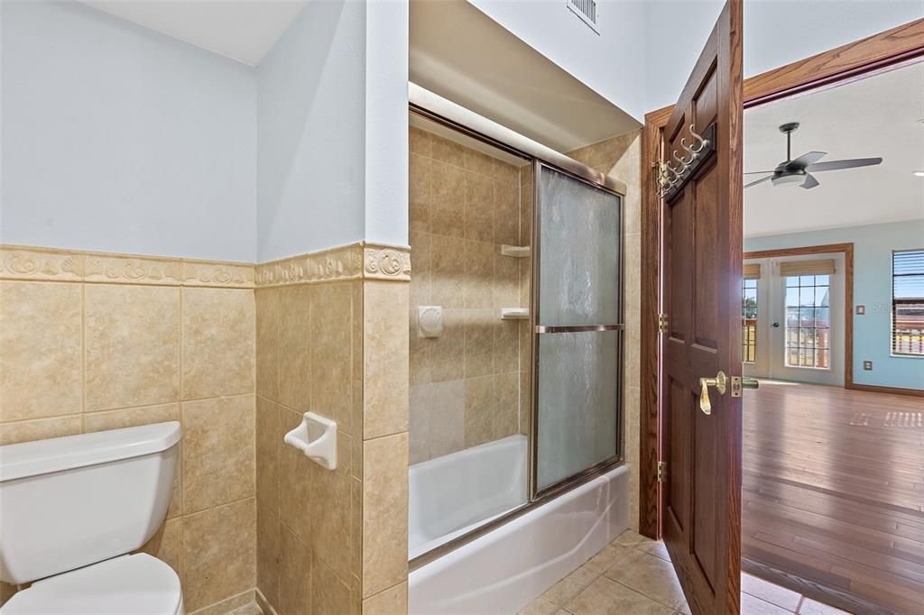 На продажу: $1,495,000 (4 спален, 4 ванн, 3560 Квадратных фут)