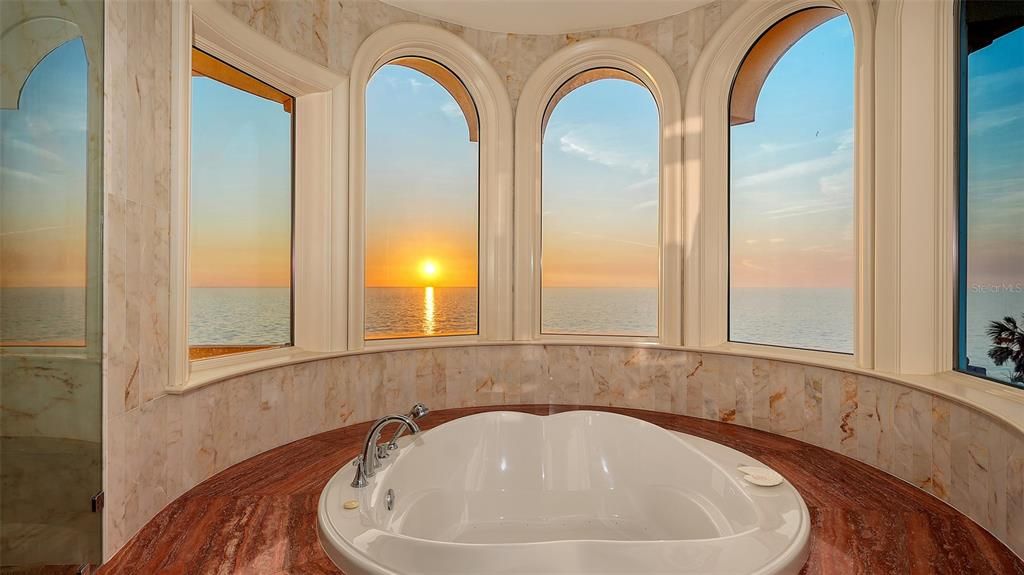 待售: $6,450,000 (4 贝兹, 4 浴室, 5714 平方英尺)