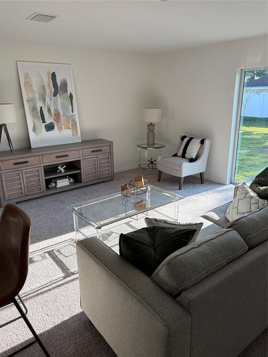 Active With Contract: $319,990 (4 beds, 2 baths, 1806 Square Feet)