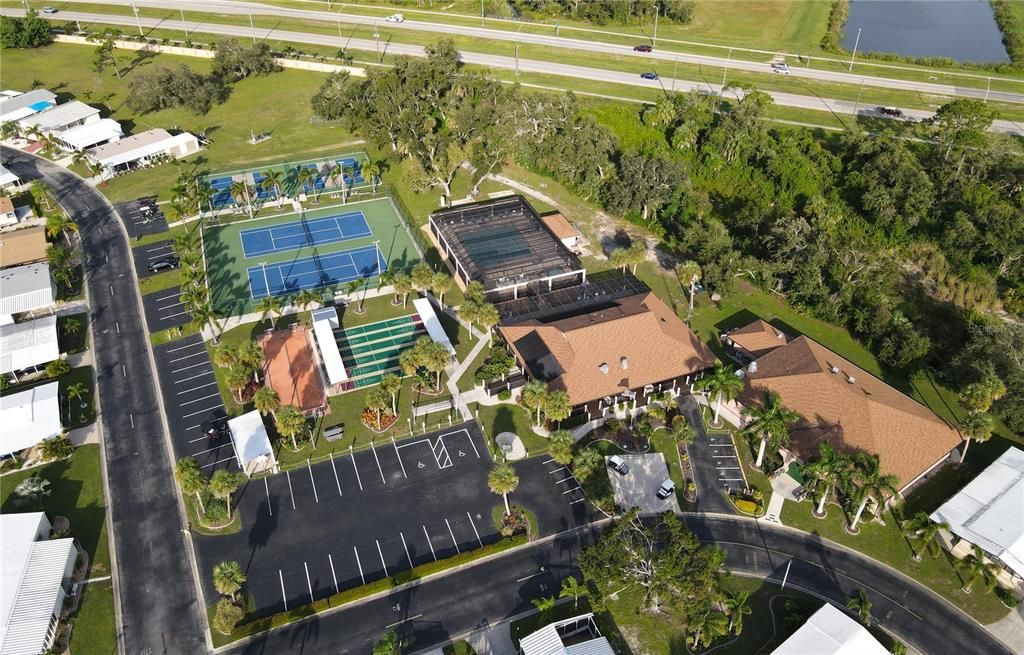 For Sale: $209,000 (2 beds, 2 baths, 1624 Square Feet)