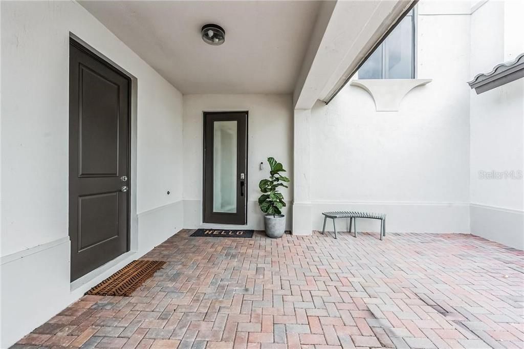 For Sale: $750,000 (4 beds, 3 baths, 3533 Square Feet)