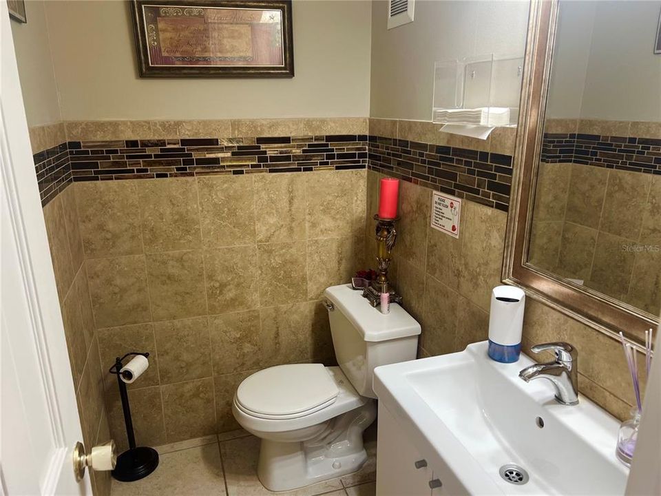 На продажу: $1,100,000 (0 спален, 0 ванн, 3014 Квадратных фут)