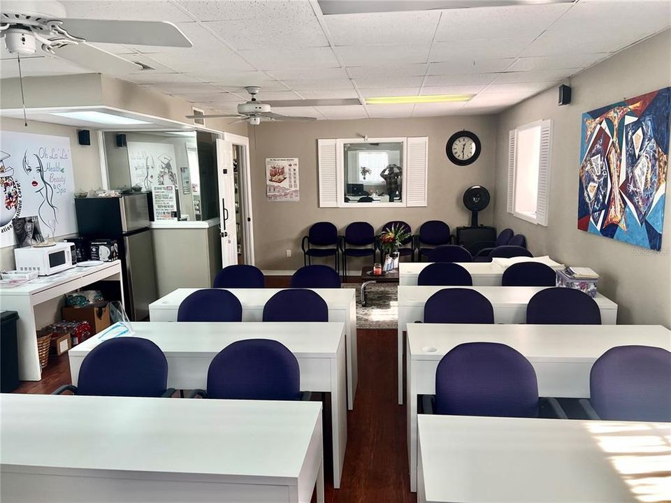 На продажу: $1,100,000 (0 спален, 0 ванн, 3014 Квадратных фут)