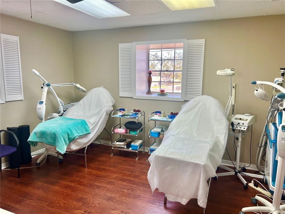 На продажу: $1,100,000 (0 спален, 0 ванн, 3014 Квадратных фут)