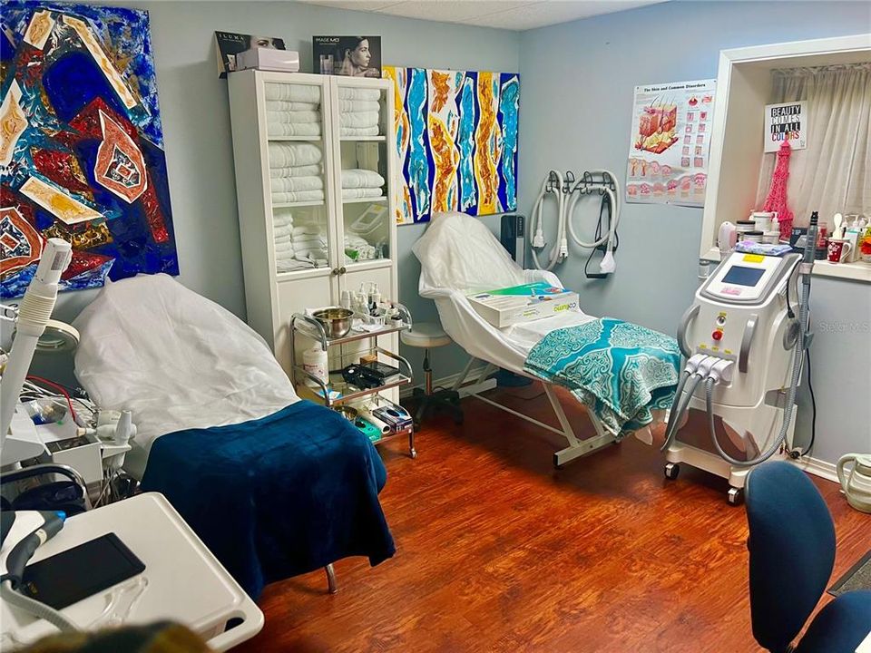 На продажу: $1,100,000 (0 спален, 0 ванн, 3014 Квадратных фут)