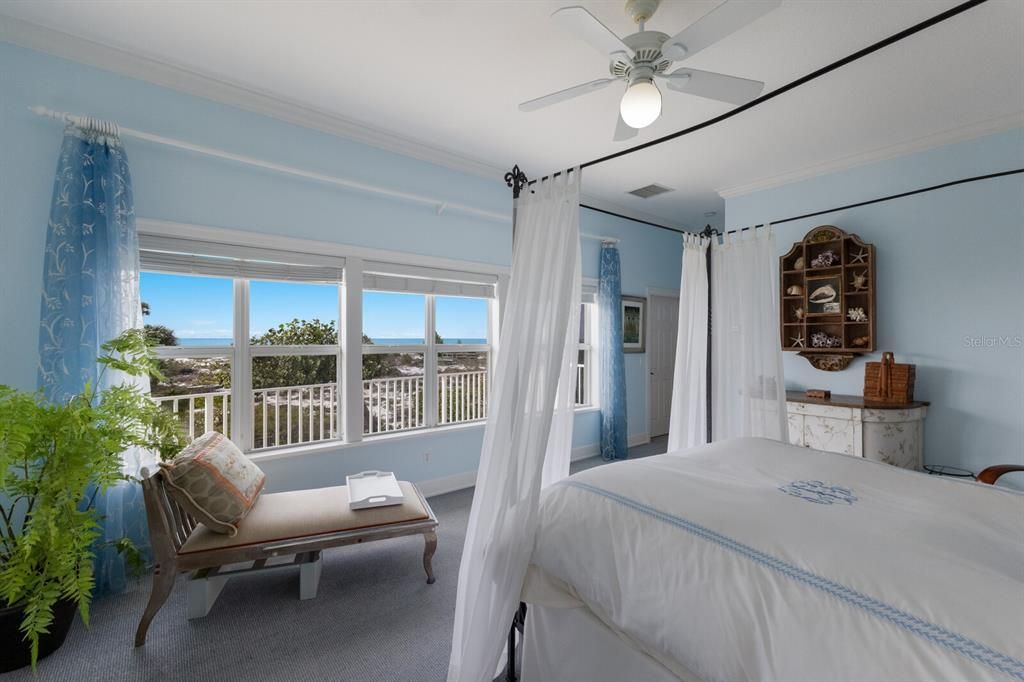 En Venta: $9,999,000 (3 camas, 4 baños, 3465 Pies cuadrados)