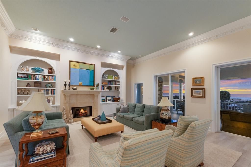 En Venta: $9,999,000 (3 camas, 4 baños, 3465 Pies cuadrados)