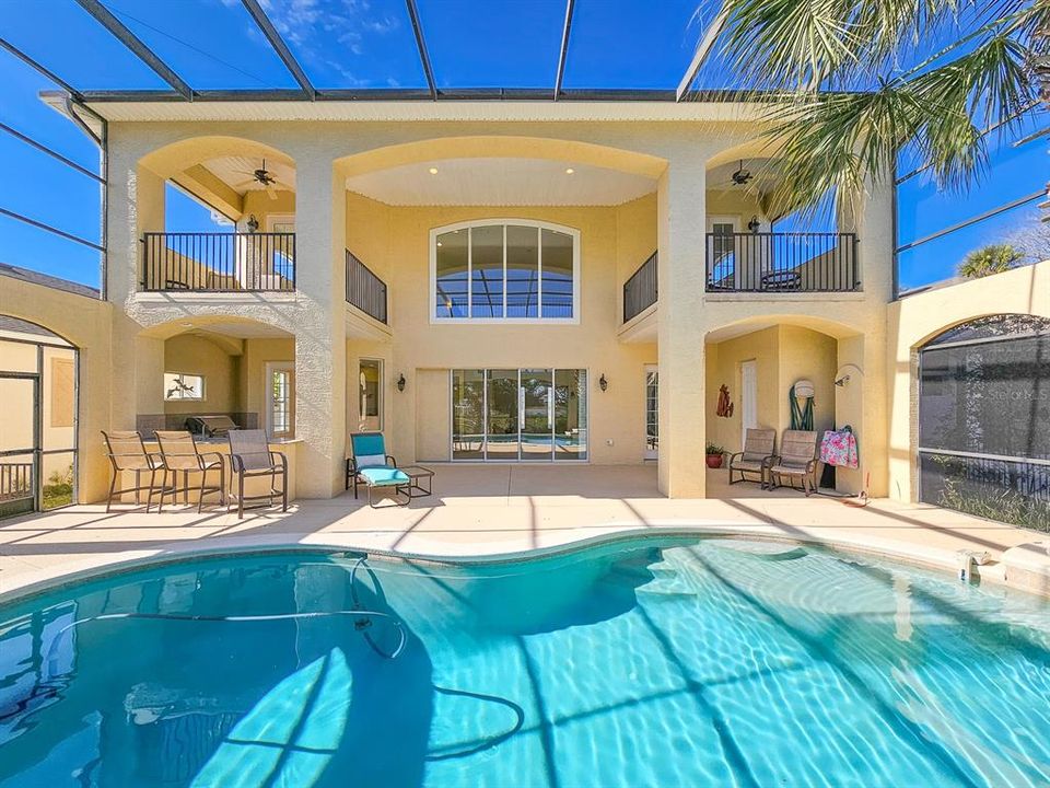 合同活跃: $1,145,000 (3 贝兹, 3 浴室, 2967 平方英尺)