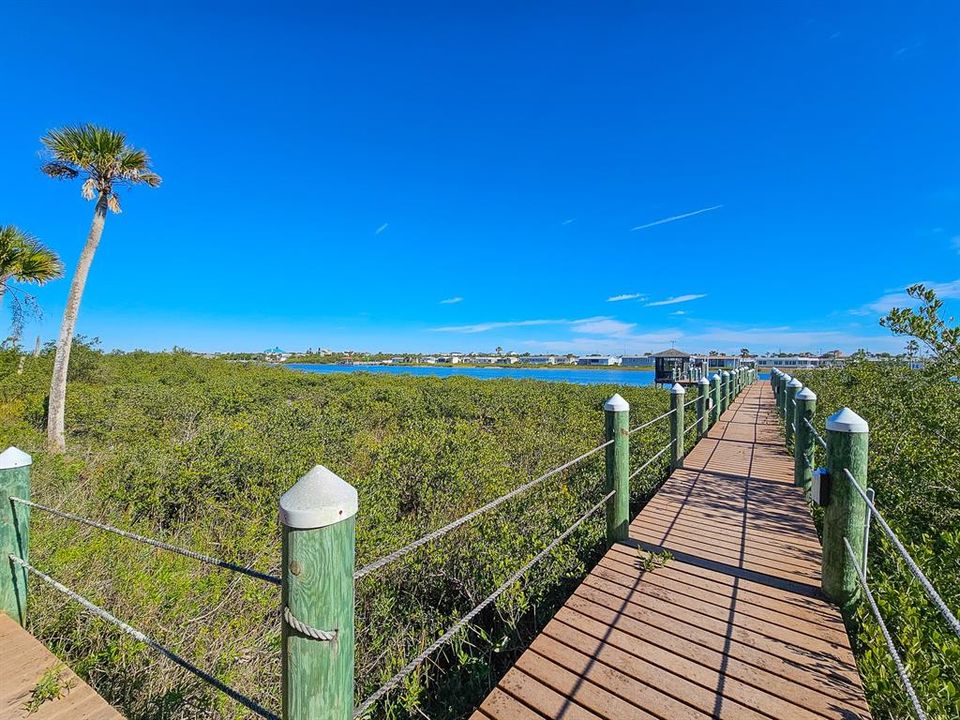 合同活跃: $1,145,000 (3 贝兹, 3 浴室, 2967 平方英尺)