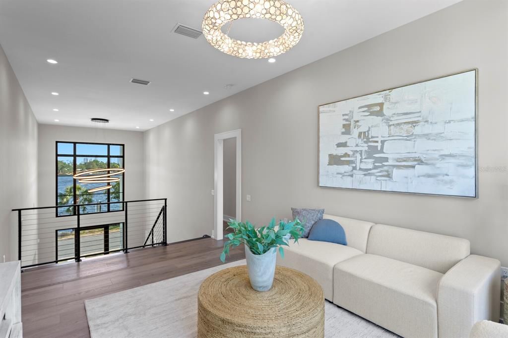 合同活跃: $5,995,000 (4 贝兹, 5 浴室, 6290 平方英尺)