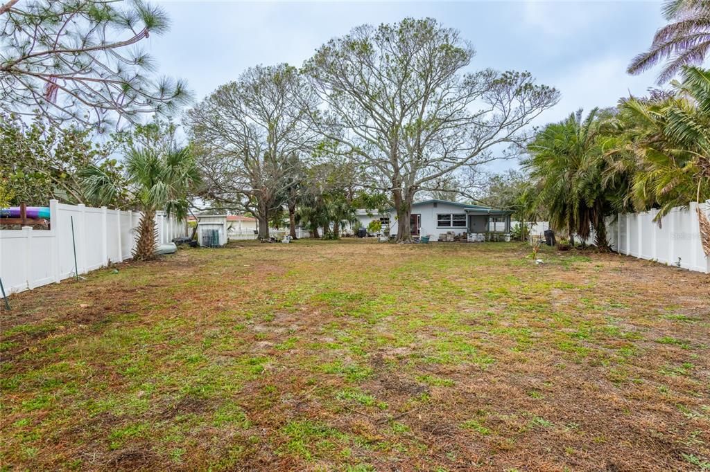 For Sale: $729,000 (3 beds, 2 baths, 1232 Square Feet)