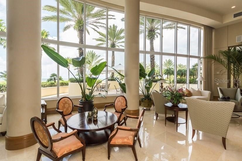 For Sale: $1,895,000 (3 beds, 2 baths, 2288 Square Feet)