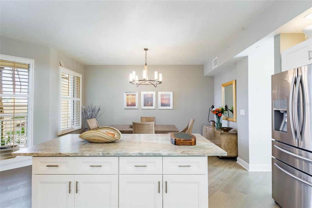 For Sale: $1,895,000 (3 beds, 2 baths, 2288 Square Feet)