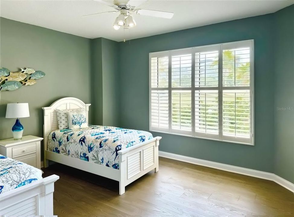 For Sale: $1,895,000 (3 beds, 2 baths, 2288 Square Feet)