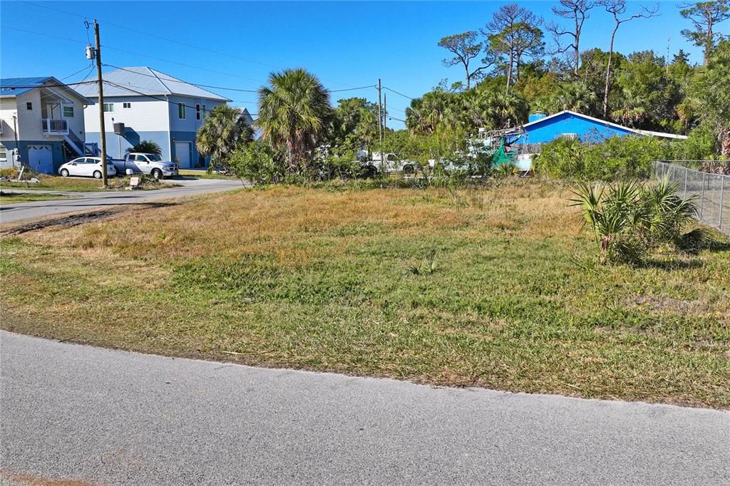 En Venta: $45,000 (0.13 acres)