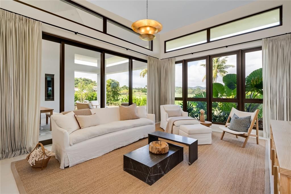 For Sale: $2,695,000 (4 beds, 3 baths, 4675 Square Feet)