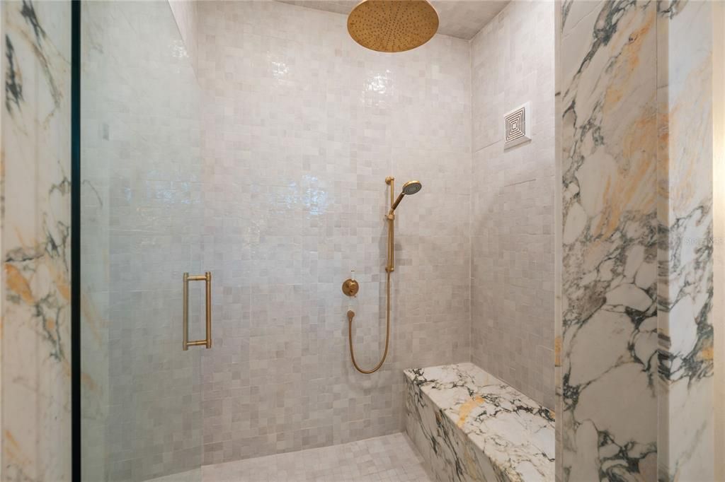 For Sale: $2,695,000 (4 beds, 3 baths, 4675 Square Feet)