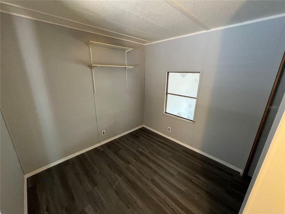 Под контрактом: $165,000 (3 спален, 2 ванн, 1236 Квадратных фут)