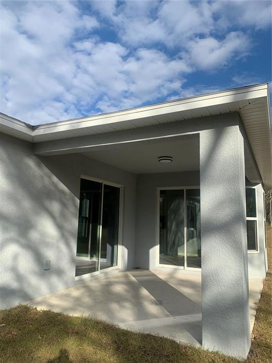 Active With Contract: $330,000 (3 beds, 2 baths, 1455 Square Feet)