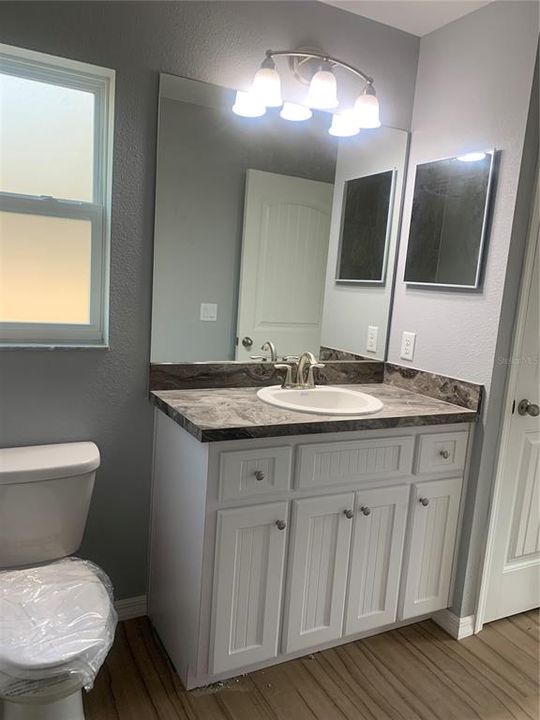 Active With Contract: $330,000 (3 beds, 2 baths, 1455 Square Feet)