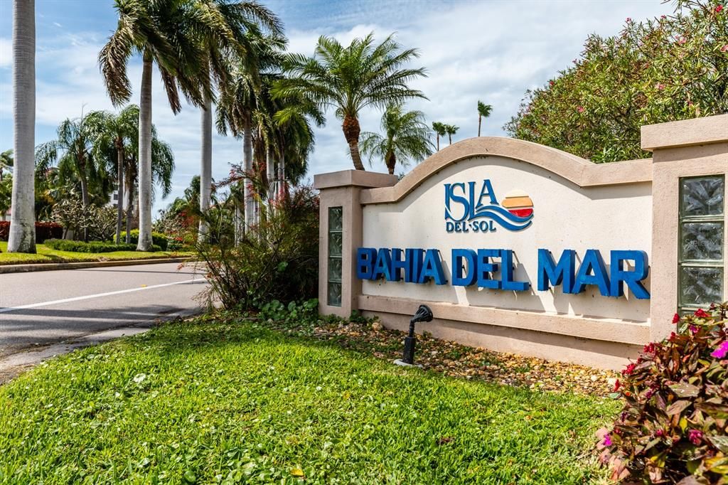 Recently Sold: $650,000 (2 beds, 2 baths, 1500 Square Feet)