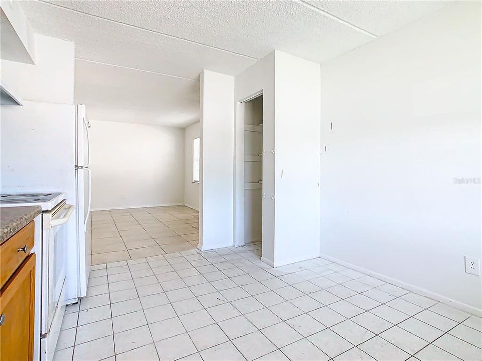 На продажу: $1,119,000 (4 спален, 0 ванн, 5488 Квадратных фут)