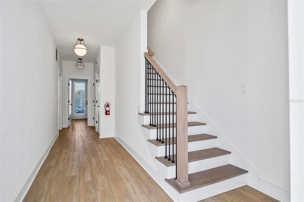 For Sale: $2,299,000 (6 beds, 5 baths, 3858 Square Feet)