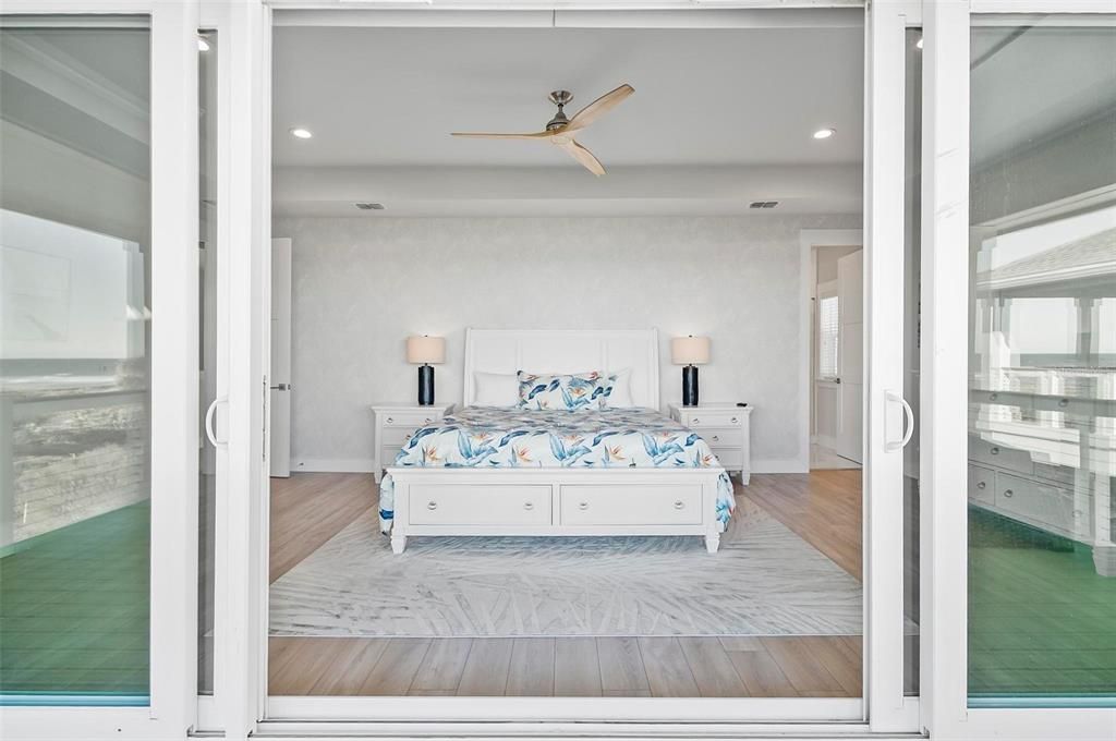 待售: $2,449,000 (5 贝兹, 5 浴室, 3786 平方英尺)