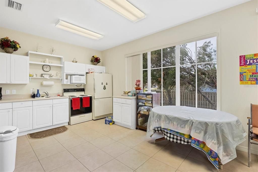 For Sale: $1,250,000 (0 beds, 0 baths, 4224 Square Feet)