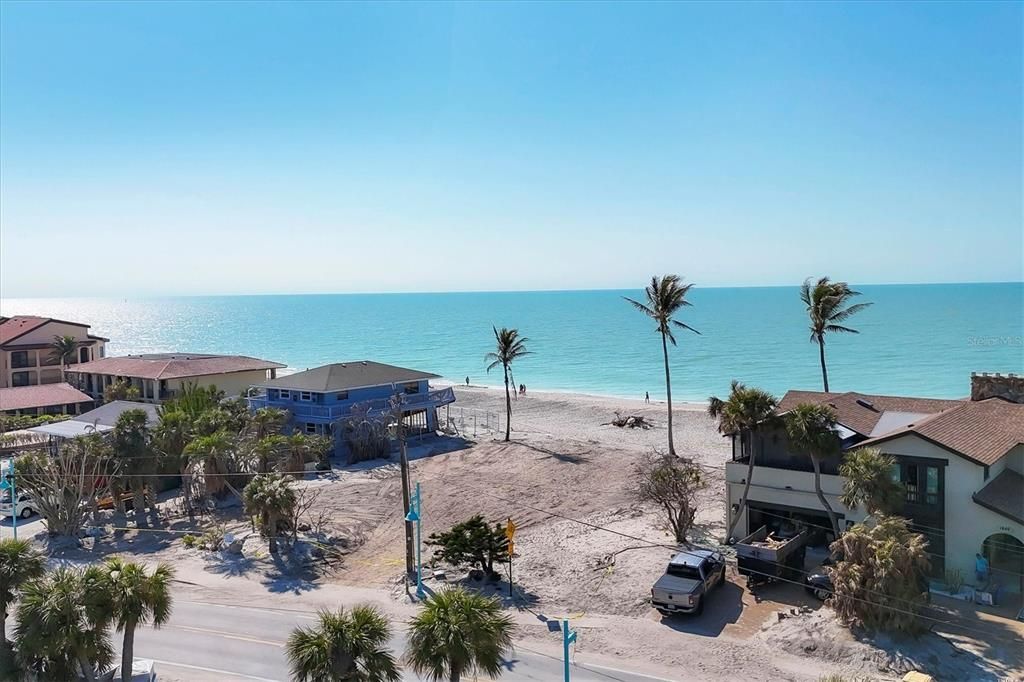 For Sale: $1,995,000 (0.49 acres)