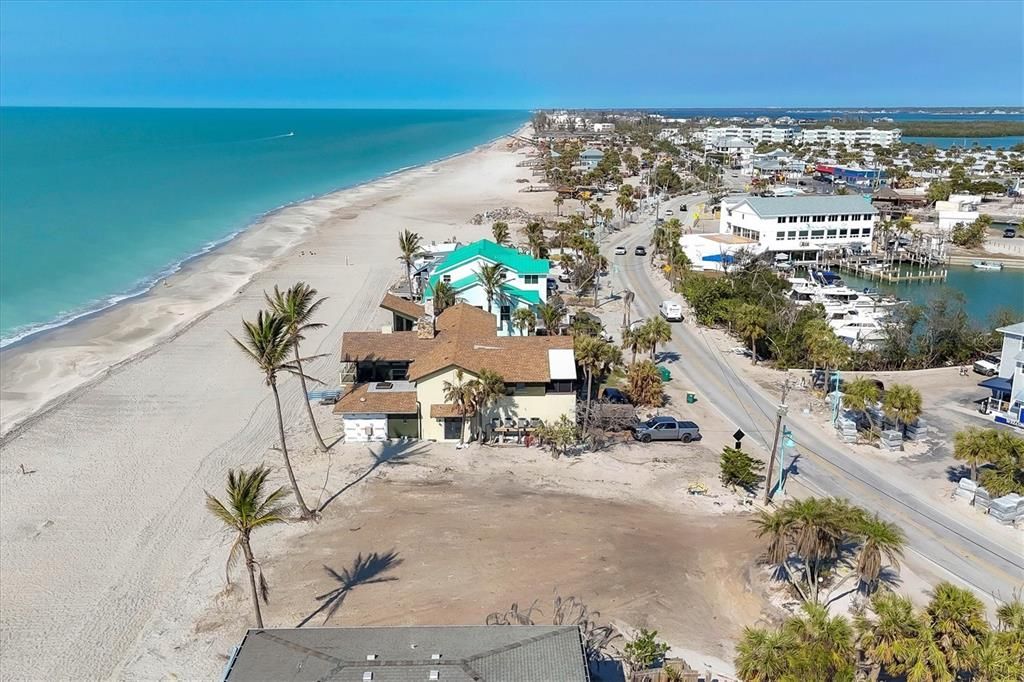 For Sale: $1,995,000 (0.49 acres)