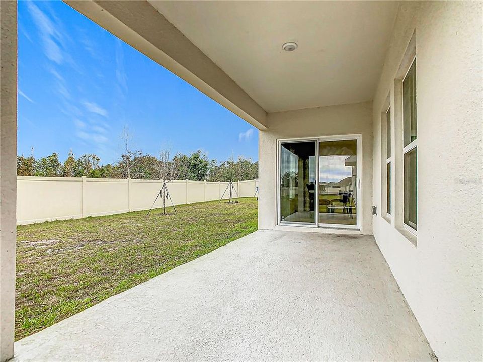 На продажу: $426,995 (5 спален, 3 ванн, 3011 Квадратных фут)