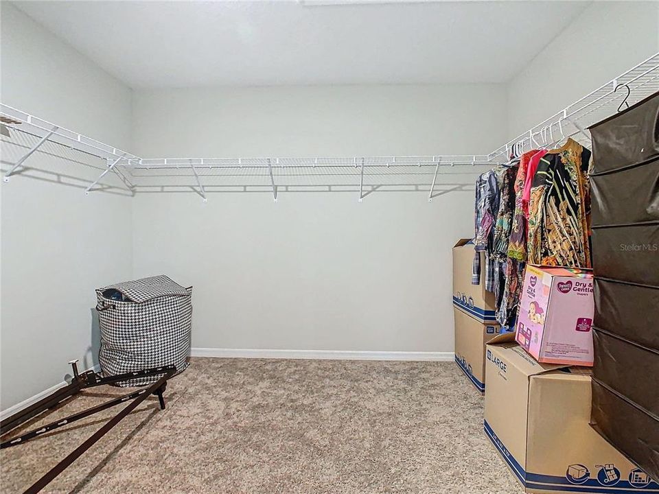 На продажу: $426,995 (5 спален, 3 ванн, 3011 Квадратных фут)