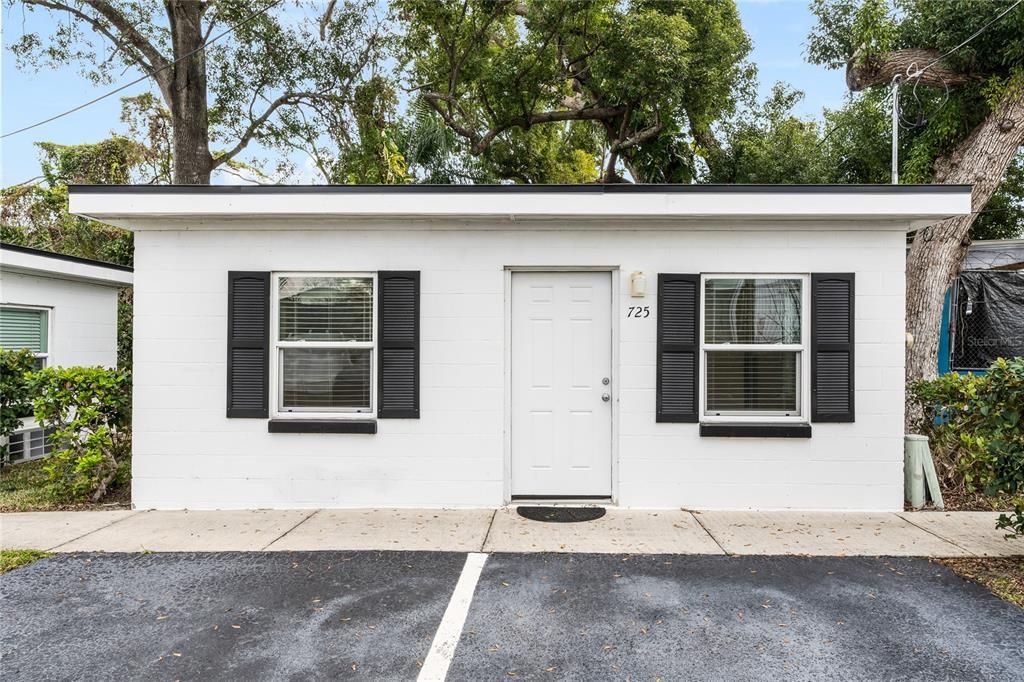 Recently Rented: $950 (1 beds, 1 baths, 352 Square Feet)