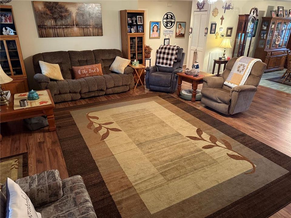 待售: $739,000 (3 贝兹, 2 浴室, 1728 平方英尺)