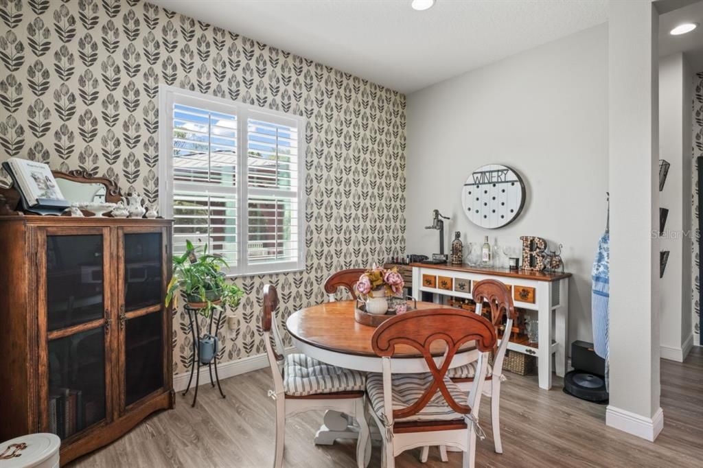 Activo con contrato: $499,900 (5 camas, 3 baños, 3198 Pies cuadrados)