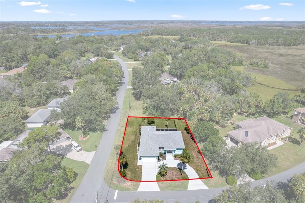 На продажу: $339,900 (3 спален, 2 ванн, 1823 Квадратных фут)